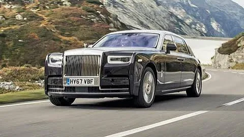 Executive sedan from the premium fleet